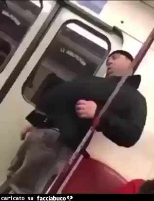 Addormentarsi in metro